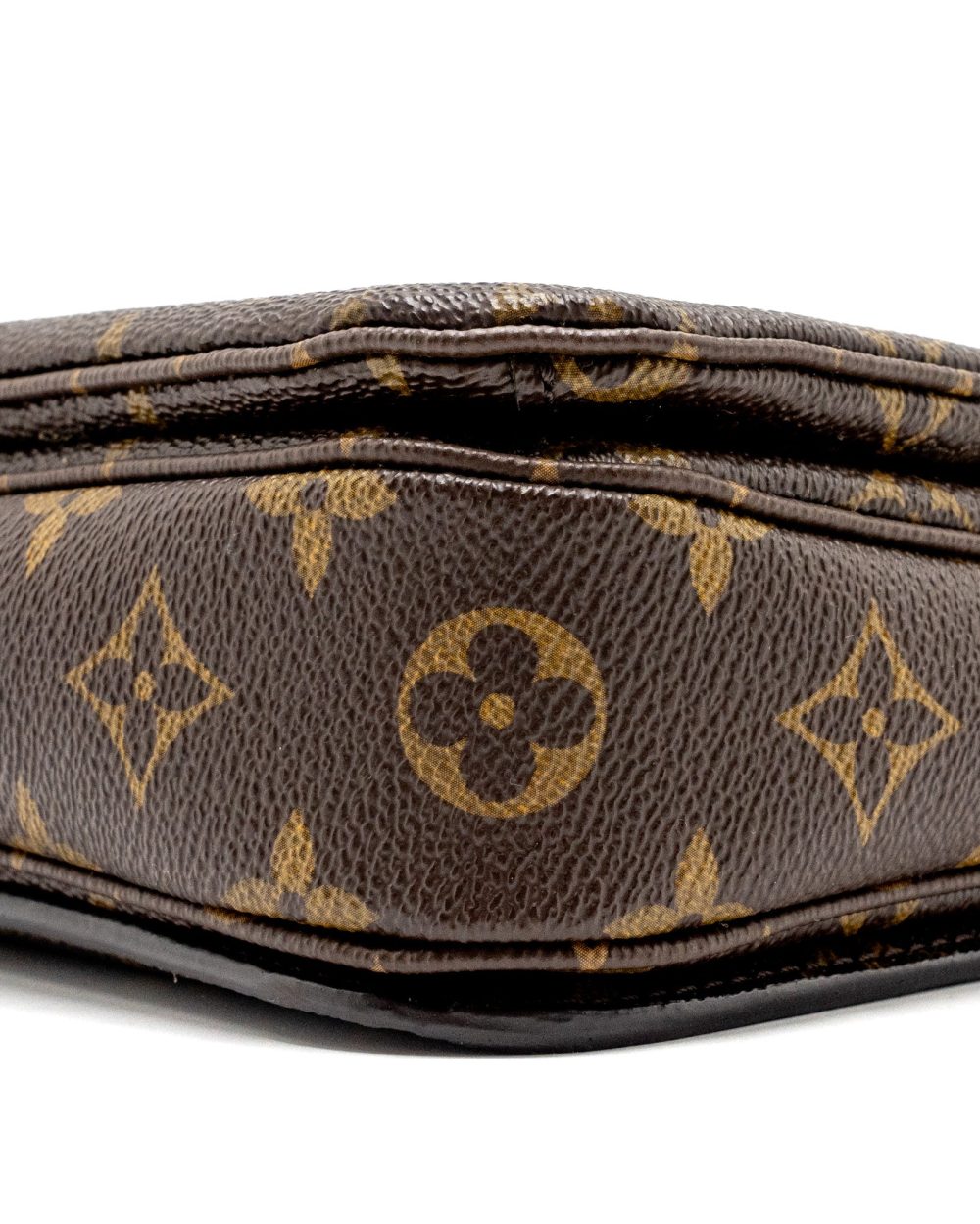 AAA Replica Louis Vuitton LV POCHETTE MÉTIS MONOGRAM CANVAS GHW