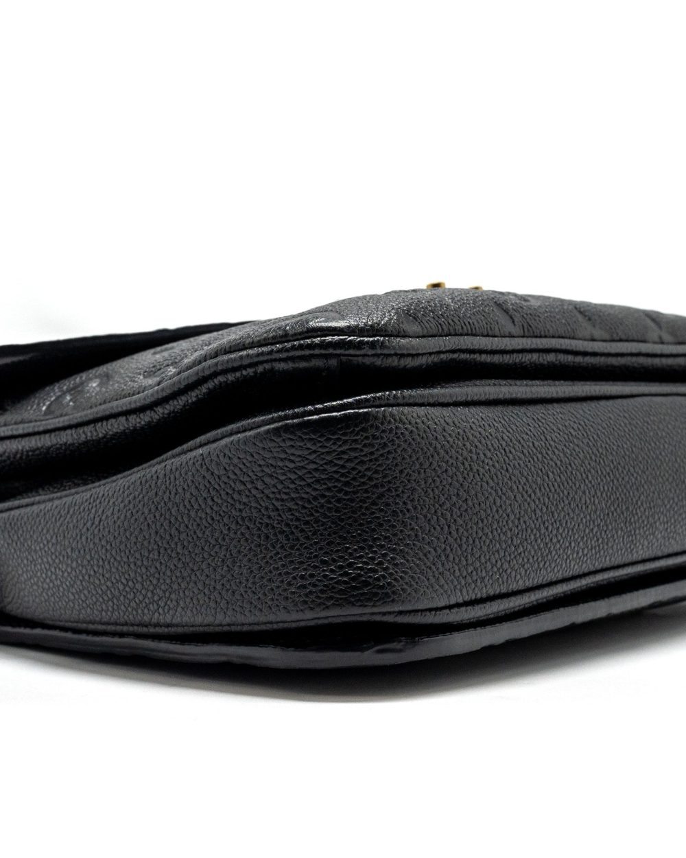 AAA Replica Louis Vuitton LV POCHETTE METIS MONOGRAM EMPREINTE BLACK GHW 
