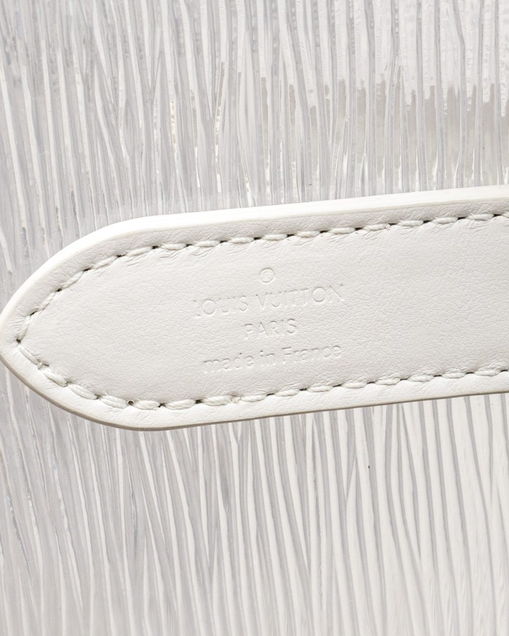 AAA Replica Louis Vuitton LV WAVY KEEPALL 50 EPI PLAGE WHITE