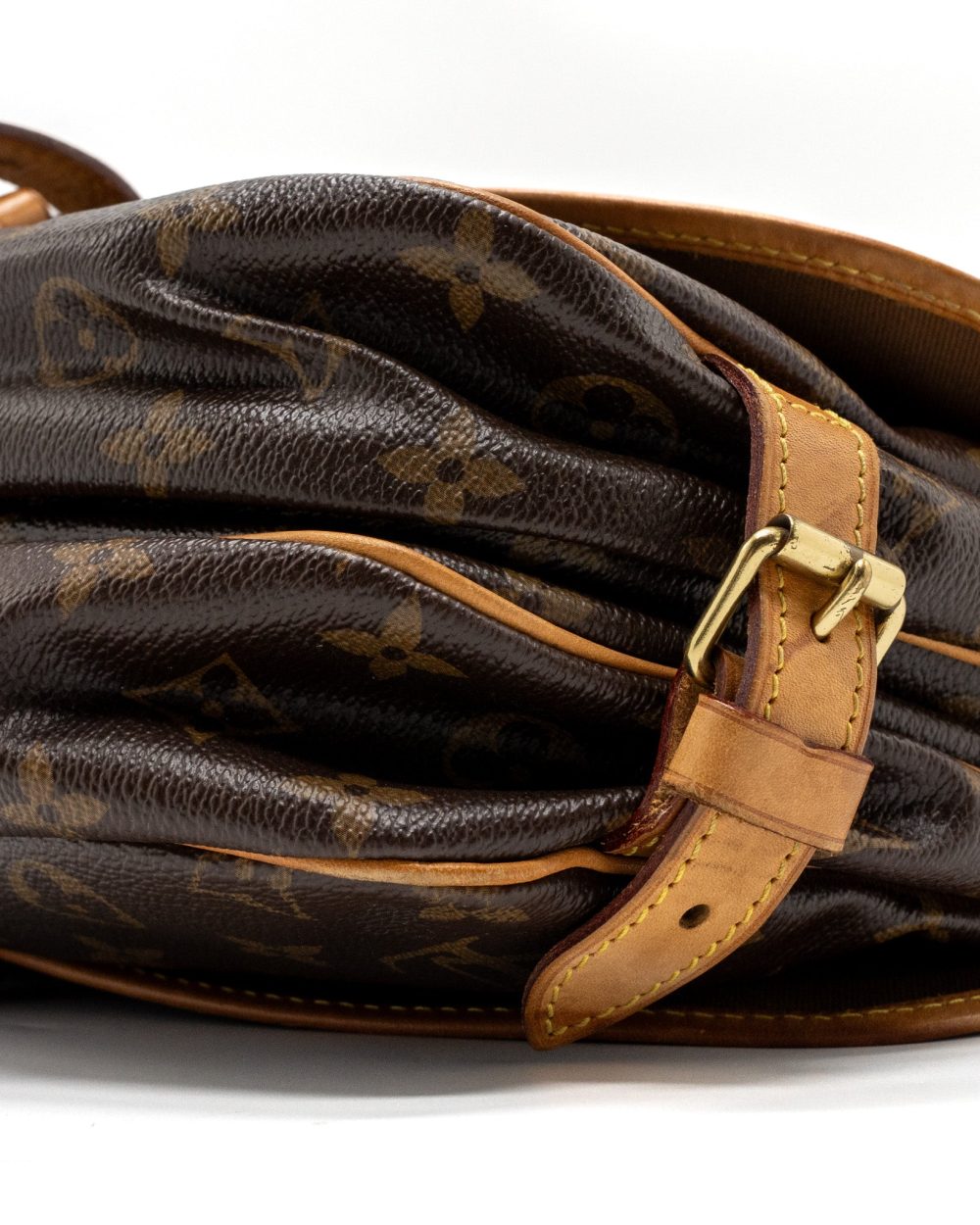 AAA Replica Louis Vuitton LV VINTAGE SAUMUR BAG MONOGRAM CANVAS GHW