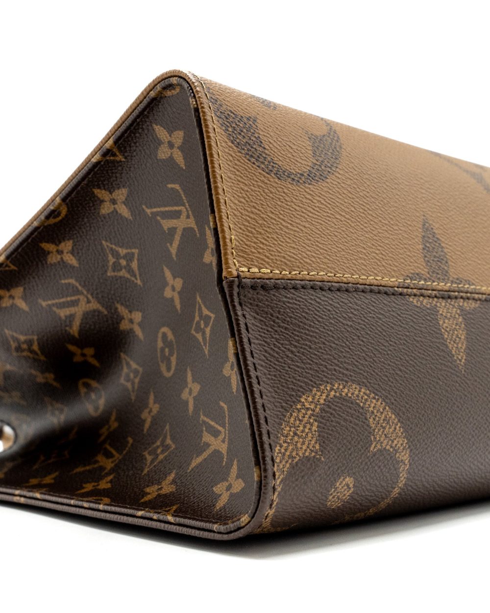AAA Replica Louis Vuitton LV ONTHEGO MM MONOGRAM REVERSE CANVAS GHW (NEW VERSION)