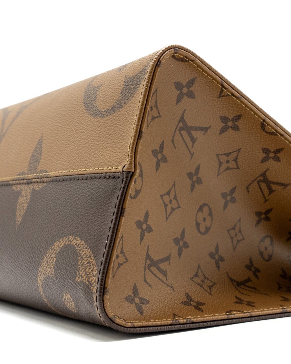 AAA Replica Louis Vuitton LV ONTHEGO MM MONOGRAM REVERSE CANVAS GHW (NEW VERSION)