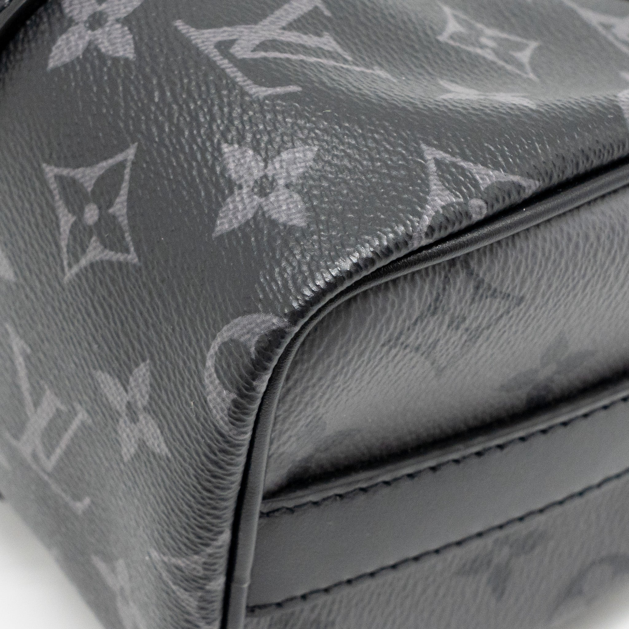 AAA Replica Louis Vuitton LV KEEPALL BANDOULIERE 25 MONOGRAM ECLIPSE SHW