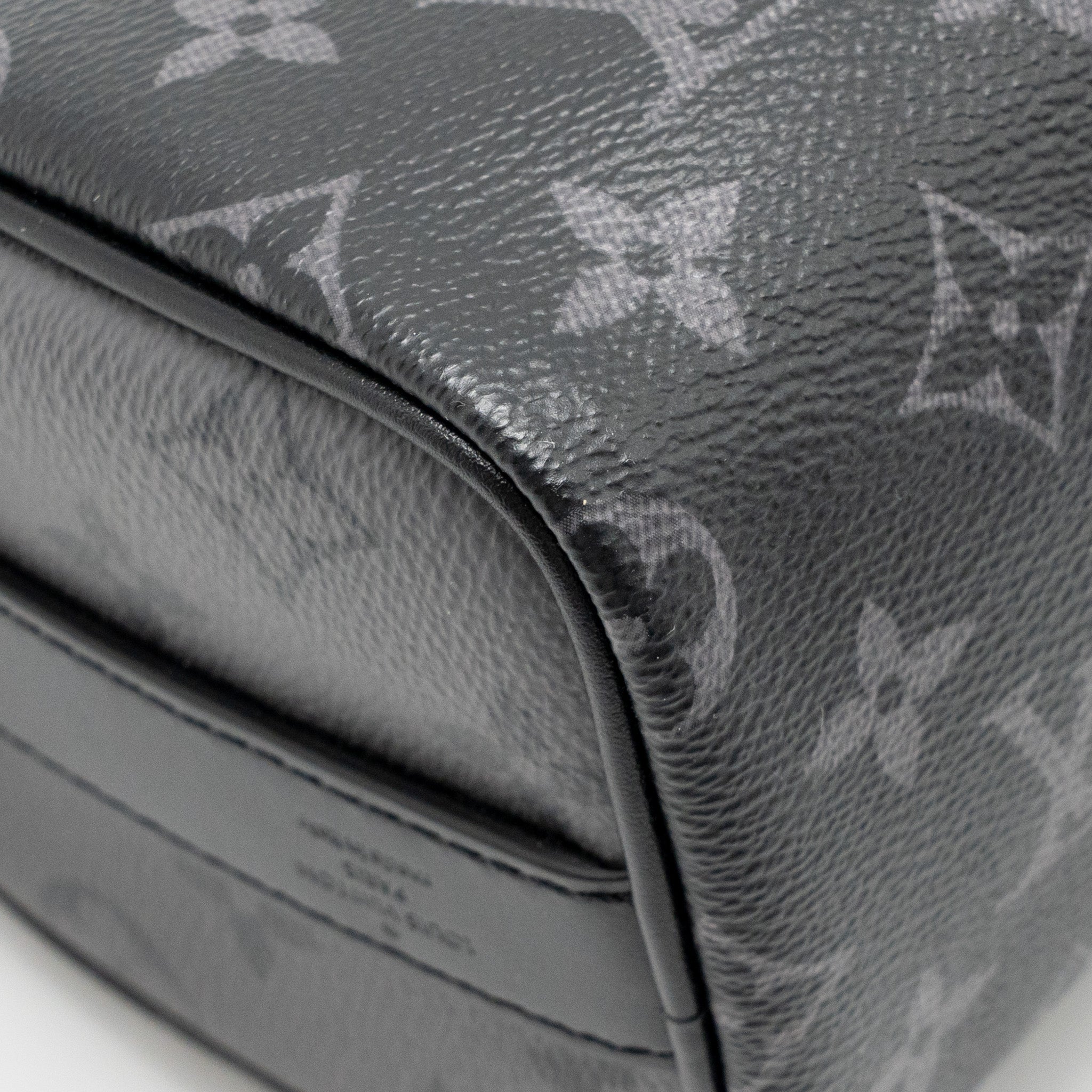 AAA Replica Louis Vuitton LV KEEPALL BANDOULIERE 25 MONOGRAM ECLIPSE SHW
