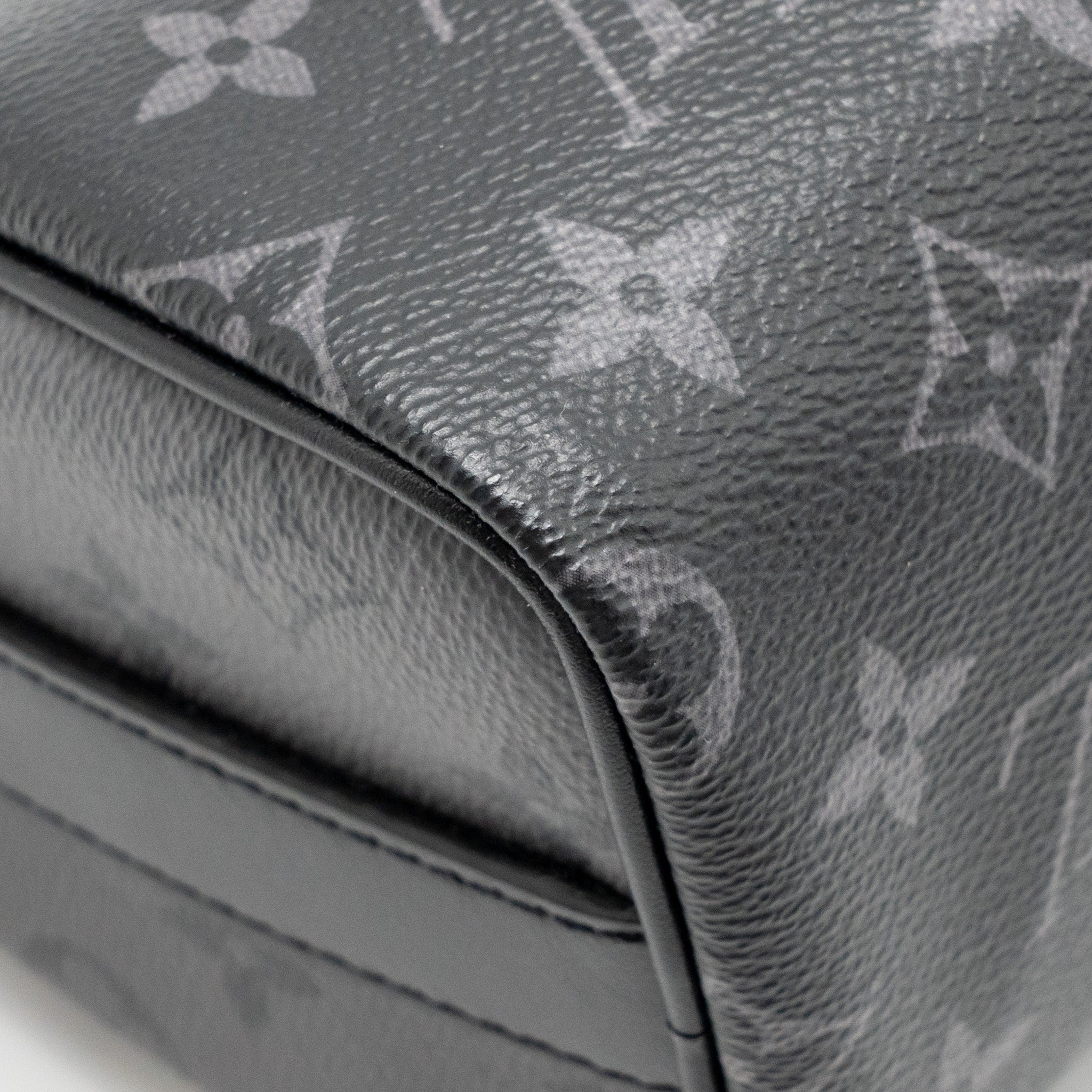 AAA Replica Louis Vuitton LV KEEPALL BANDOULIERE 25 MONOGRAM ECLIPSE SHW