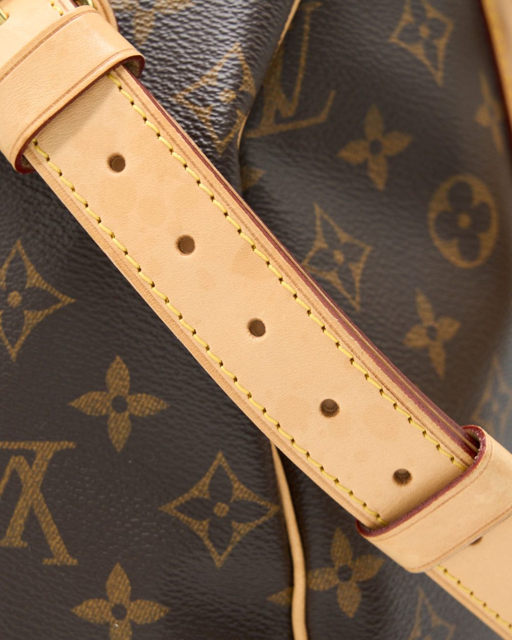 AAA Replica Louis Vuitton LV KEEPALL BANDOULIRE 50 MONOGRAM CANVAS GHW