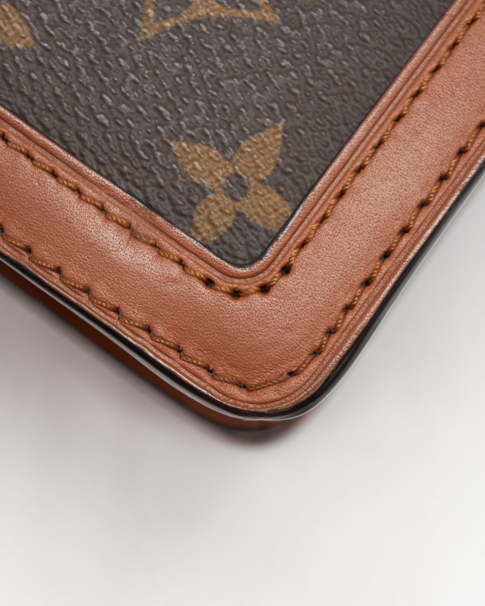 AAA Replica Louis Vuitton LV DAULPHINE BAG MONOGRAM CANVAS