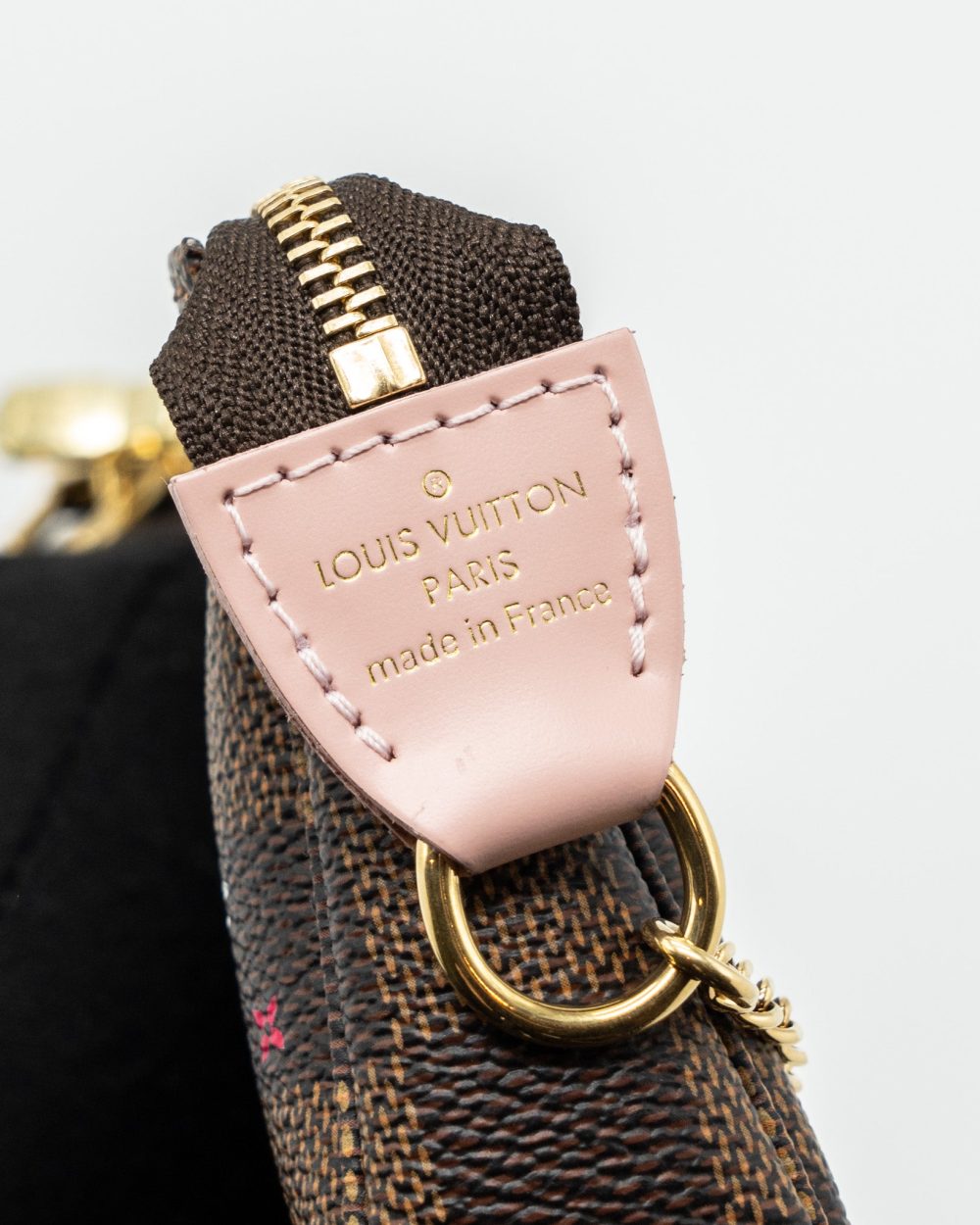 AAA Replica Louis Vuitton LV MINI POCHETTE ACCESSORIES CHRISTMAS LIMITED EDITION MULTICOLOR GHW