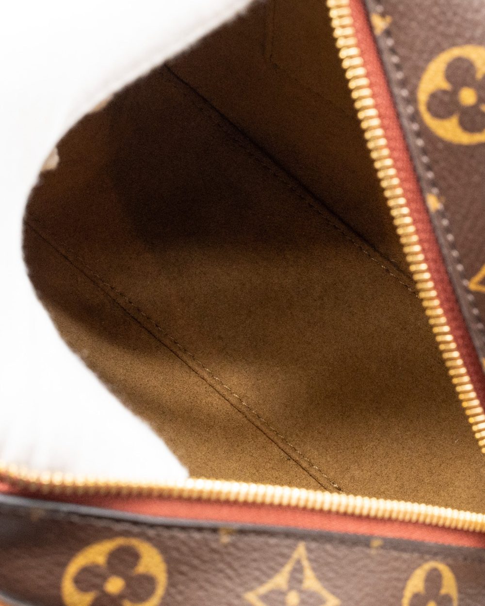 AAA Replica Louis Vuitton LV BOITE CHAPEAU SOUPLE MM MONOGRAM CANVAS GHW
