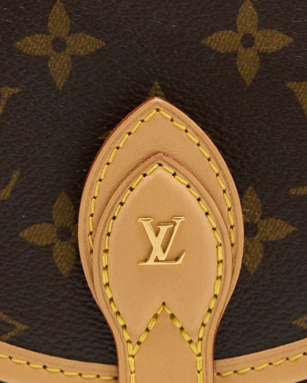 AAA Replica Louis Vuitton LV TAMBOURIN BAG MONOGRAM CANVAS GHW