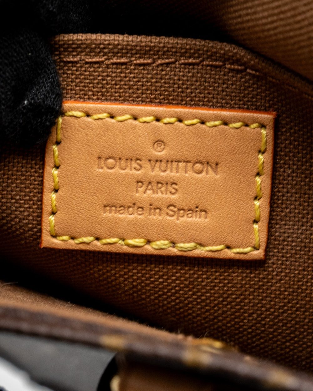 AAA Replica Louis Vuitton LV PETIT SAC PLAT MONOGRAM CANVAS GHW