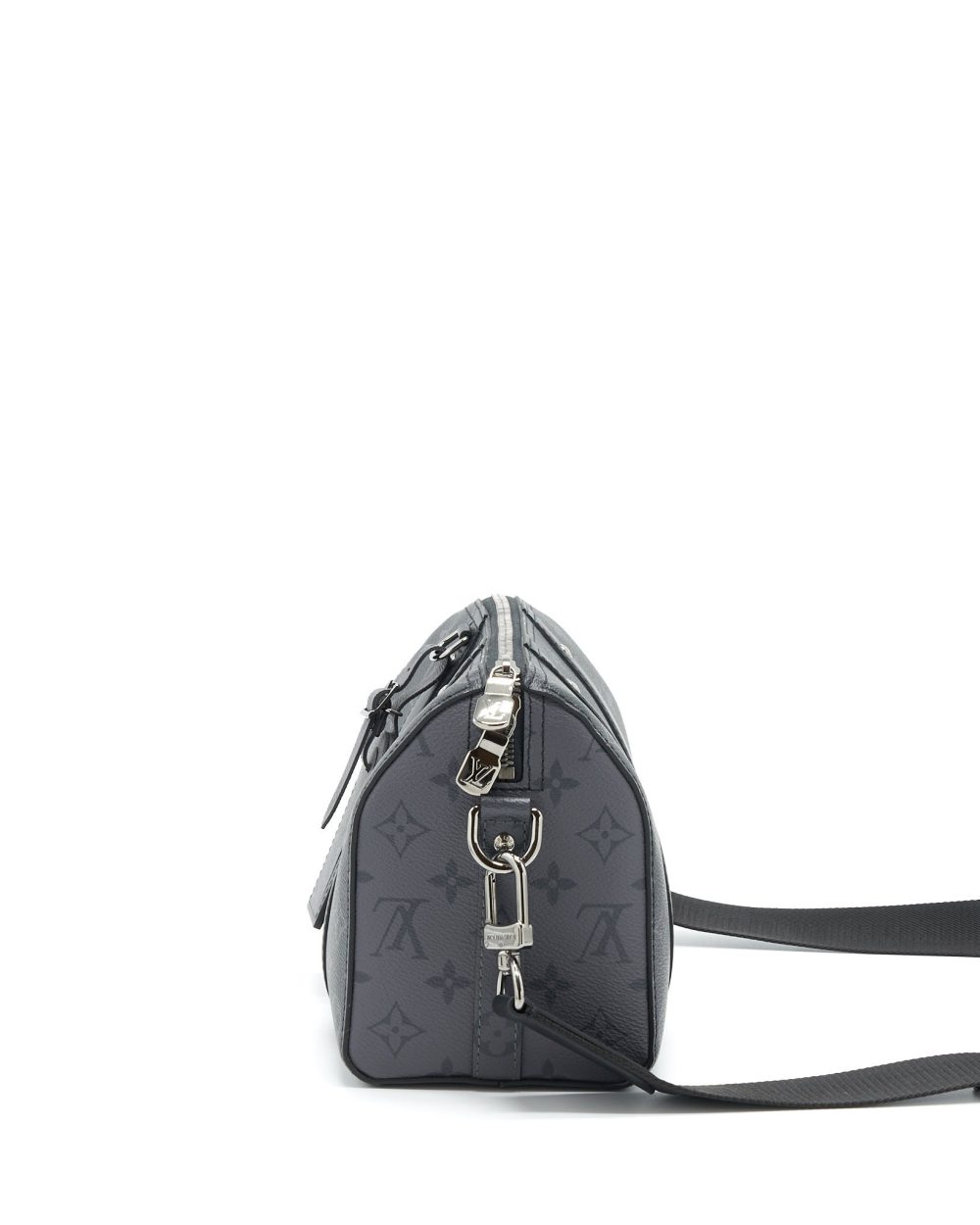 AAA Replica Louis Vuitton LV CITY KEEEPALL 27CM MONOGRAM ECLIPSE AND MONOGRAM ECLIPSE REVERSE