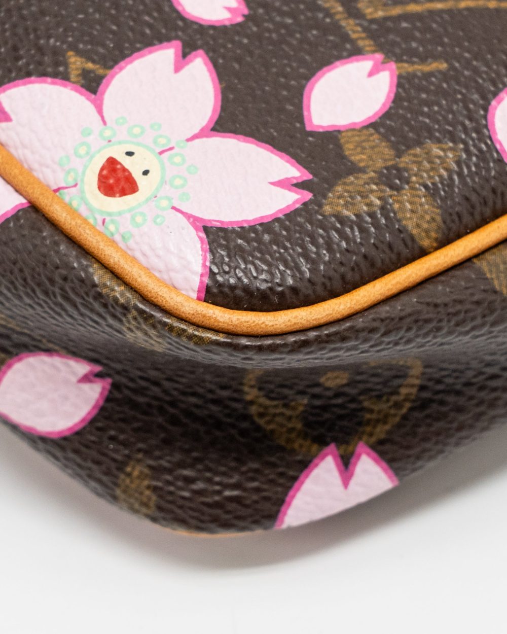 AAA Replica Louis Vuitton LV VINTAGE TAKASHI MURAKAMI CHERRY BLOSSOM POCHETTE ACCESSORIES MONOGRAM MULTICOLOUR GHW