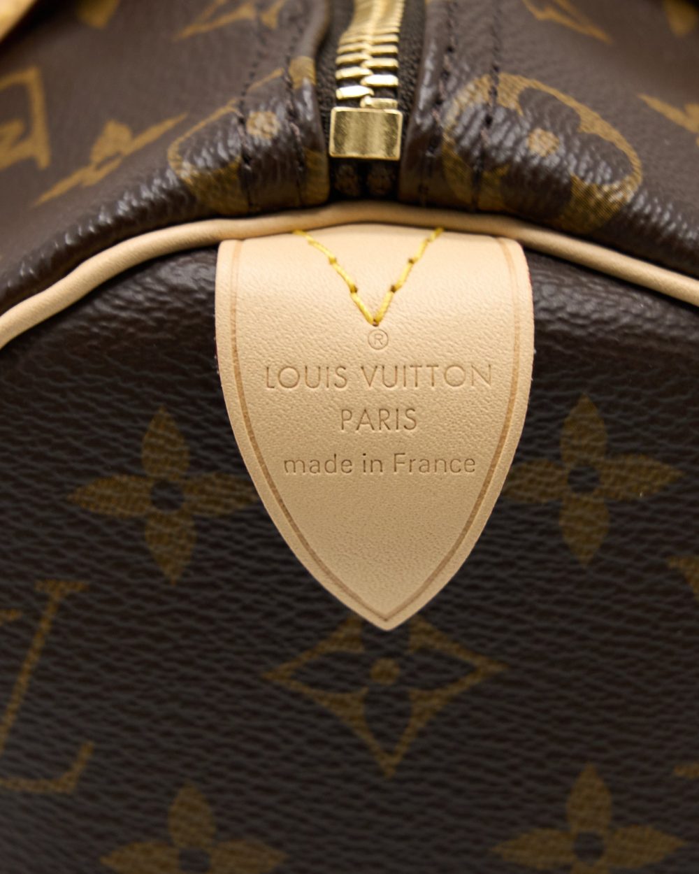 AAA Replica Louis Vuitton LV SPEEDY 25 MONOGRAM CANVAS GHW (NEW VERSION)