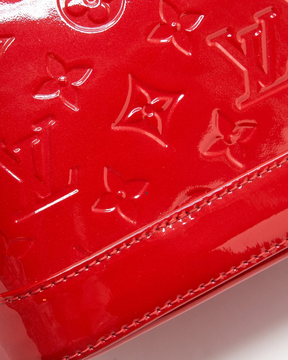 AAA Replica Louis Vuitton LV ALMA BB IN PATENT LEATHER RED