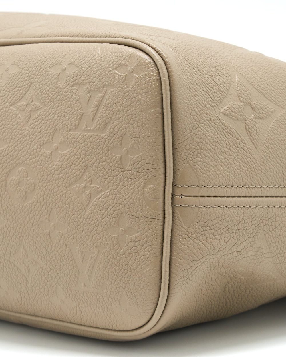 AAA Replica Louis Vuitton LV NEVERFULL MM MONOGRAM EMPREINTE TOURTERELLE GHW (NEW VERSION)