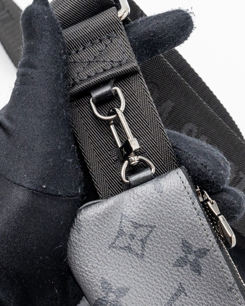 AAA Replica Louis Vuitton LV TRIO MESSENGER BAG MONOGRAM ECLIPSE SHW