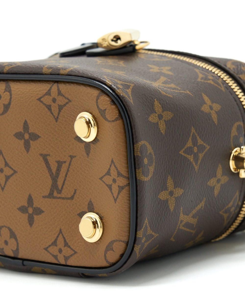 AAA Replica Louis Vuitton LV VANITY PM MONOGRAM CANVAS YEAR 2021 WITH AN EXTRA TWILLY