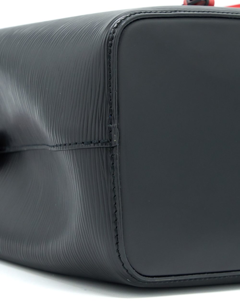 AAA Replica Louis Vuitton LV NEONOE BB EPI BLACK SAFRAN SHW