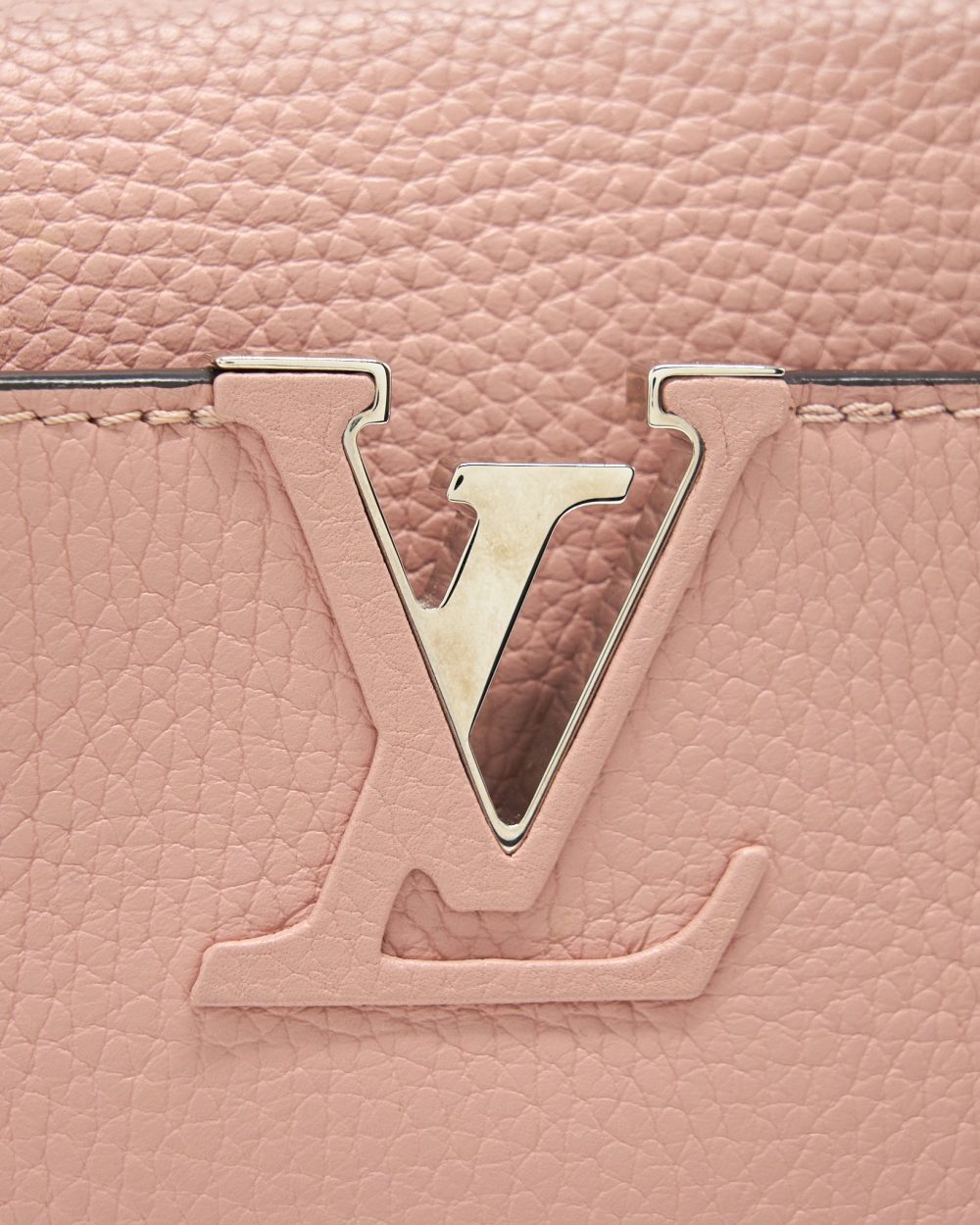 AAA Replica Louis Vuitton LV CAPUCINES BB LIGHT PINK SHW
