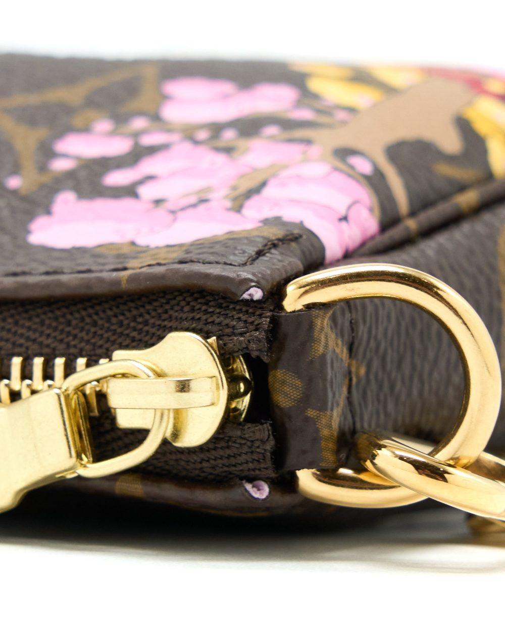 AAA Replica Louis Vuitton LV MINI POCHETTE ACCESSORIES CHRISTMAS LIMITED EDITION MONOGRAM CANVAS GHW