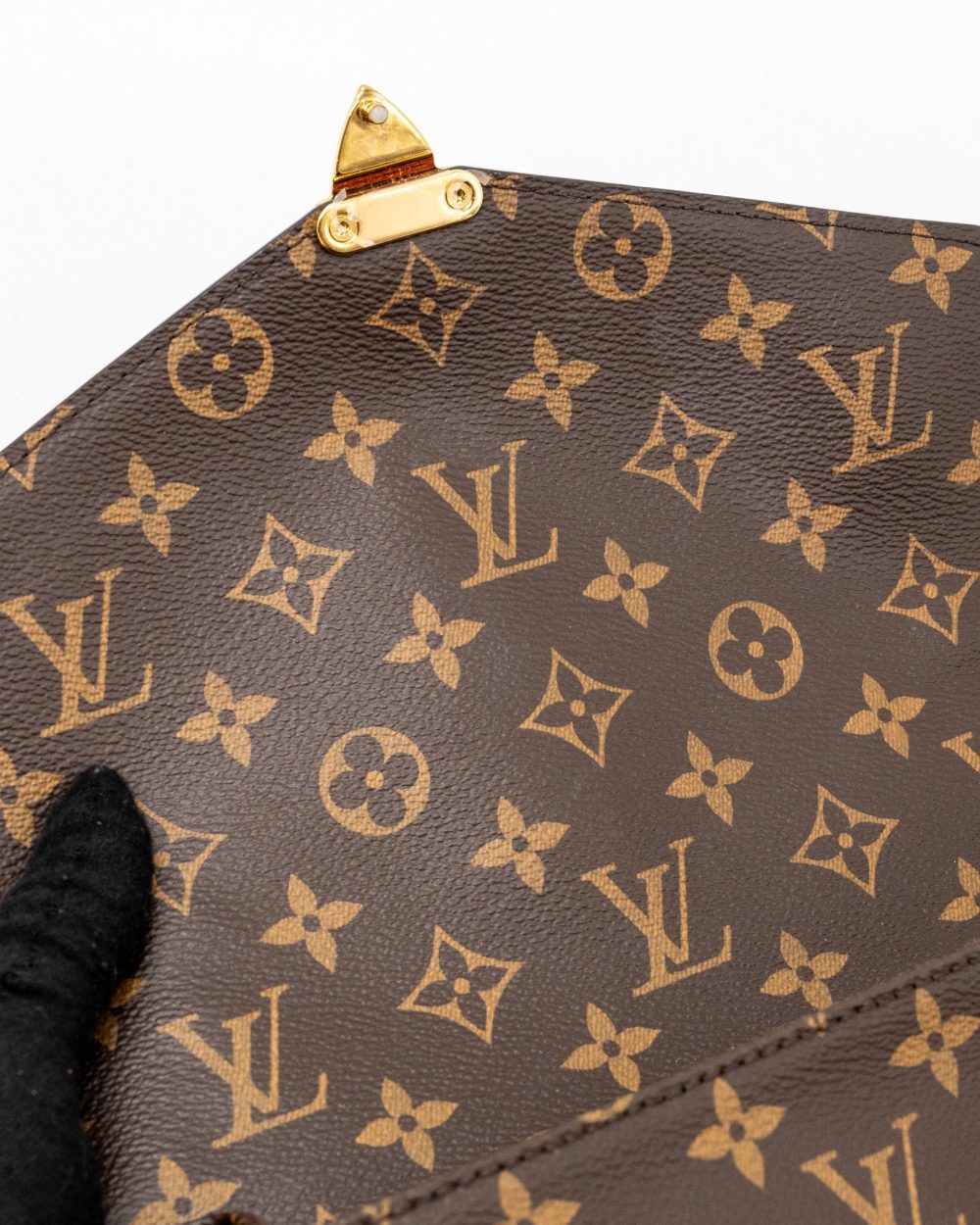 AAA Replica Louis Vuitton LV POCHETTE MÉTIS MONOGRAM CANVAS GHW
