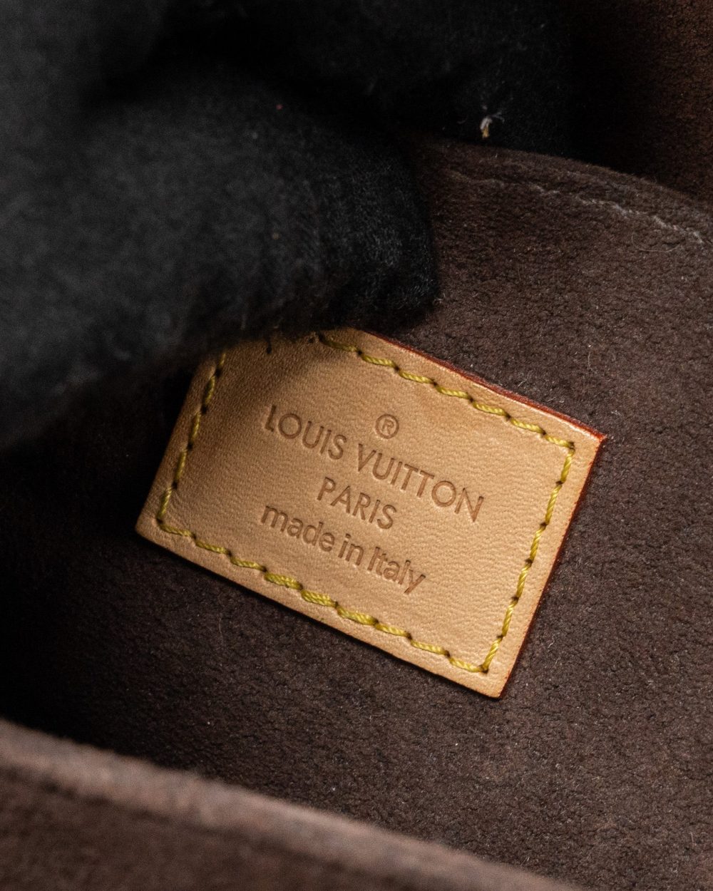 AAA Replica Louis Vuitton LV POCHETTE MÉTIS MONOGRAM CANVAS GHW