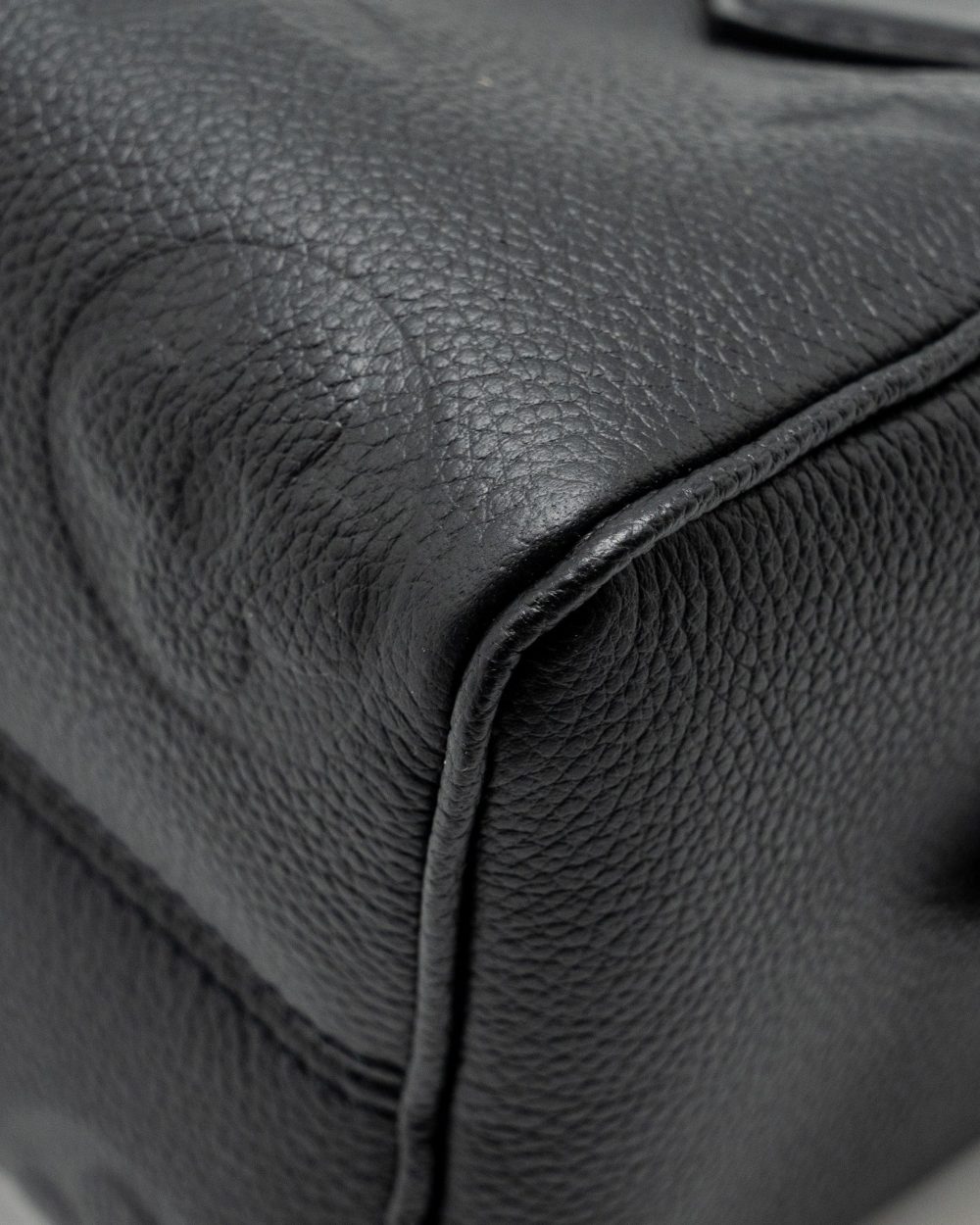 AAA Replica Louis Vuitton LV SPEEDY 20 BANDOULIERE MONOGRAM EMPREINTE BLACK GHW