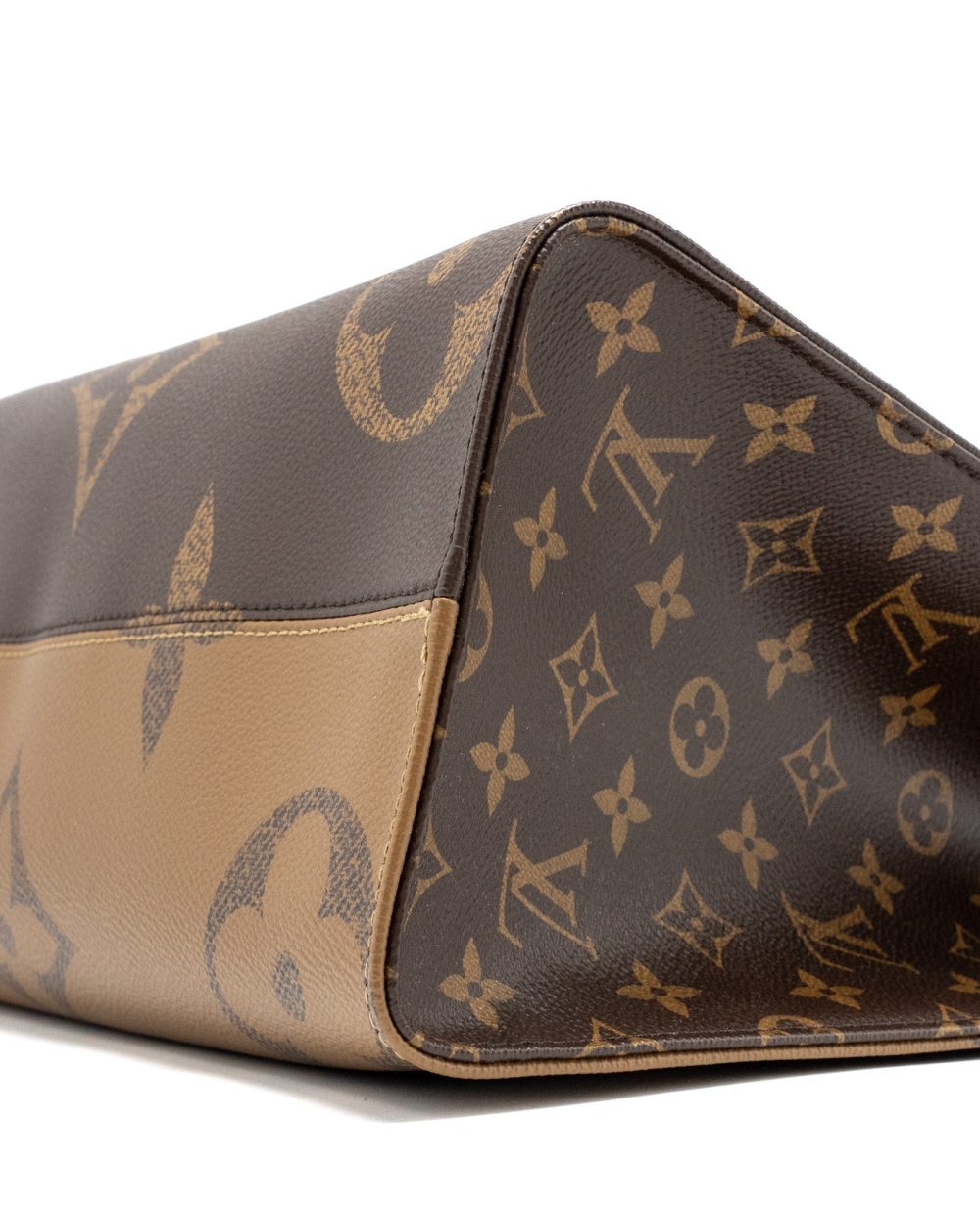 AAA Replica Louis Vuitton LV ONTHEGO MM MONOGRAM CANVAS GHW