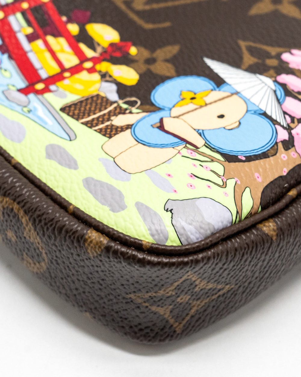 AAA Replica Louis Vuitton LV MINI POCHETTE ACCESSORIES 2021 CHRISTMAS LIMITED EDITION JAPANESE GARDEN SAKURA GHW 