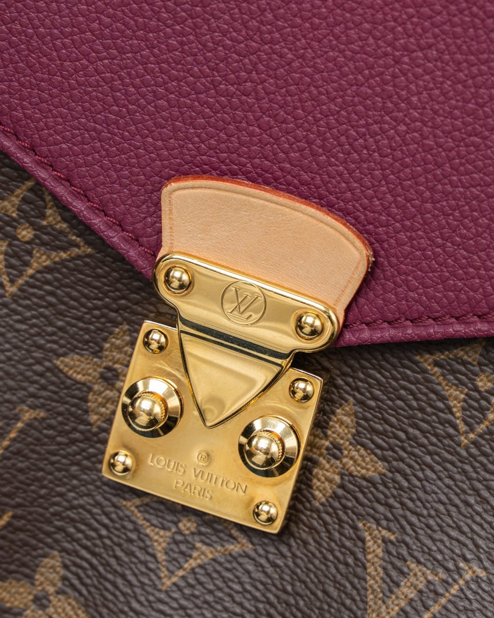 AAA Replica Louis Vuitton LV PALLAS CHAIN BAG MONOGRAM CANVAS/AURORE GHW
