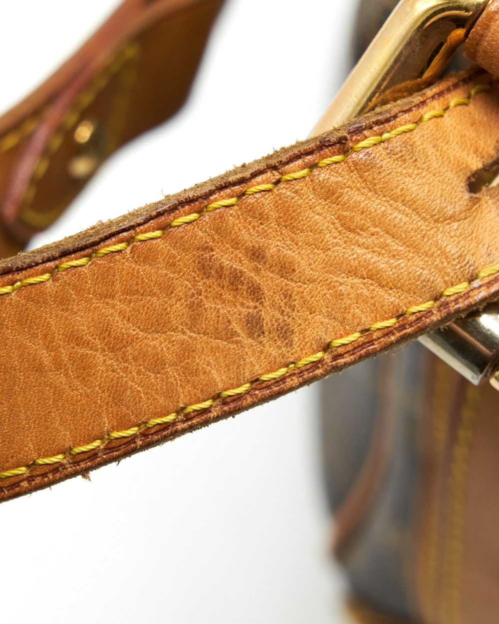 AAA Replica Louis Vuitton LV VINTAGE LARGE SHOULDER BAG MONOGRAM CANVAS GHW