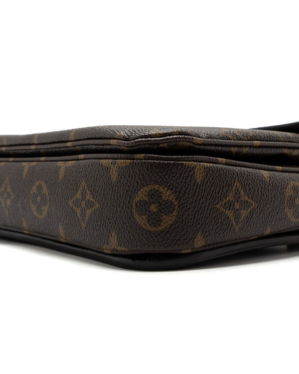 AAA Replica Louis Vuitton LV POCHETTE MÉTIS MONOGRAM CANVAS GHW