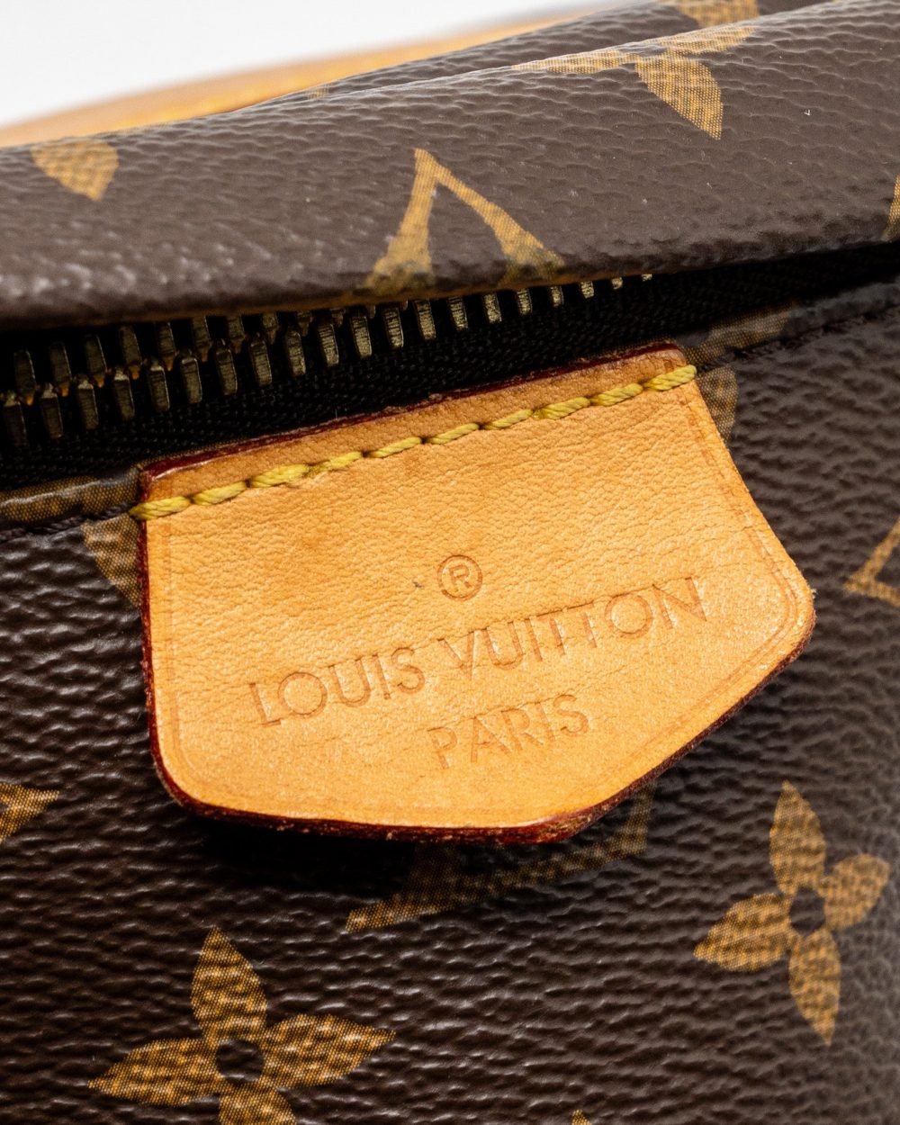 AAA Replica Louis Vuitton LV BUMBAG MONOGRAM CANVAS GHW