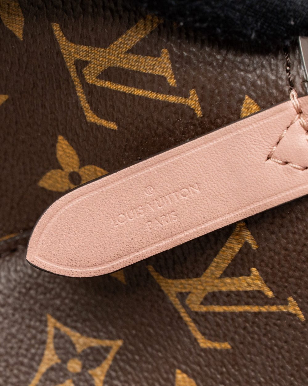 AAA Replica Louis Vuitton LV NEONOE MM MONOGRAM CANVAS ROSE POUDRE GHW