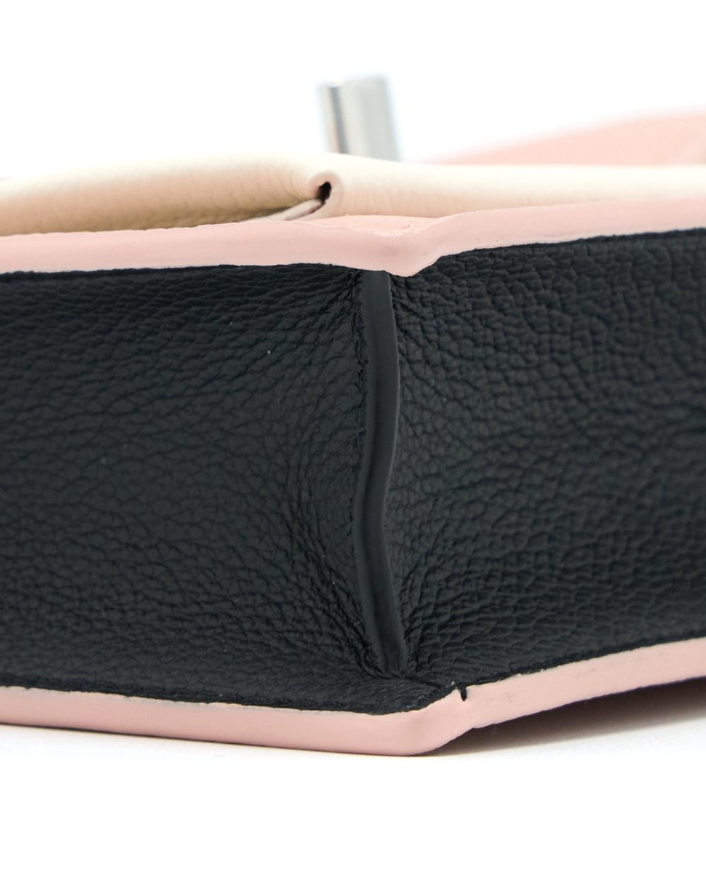 AAA Replica Louis Vuitton LV MYLOCKME CHAIN POCHETTE CALFSKIN PINK SHW