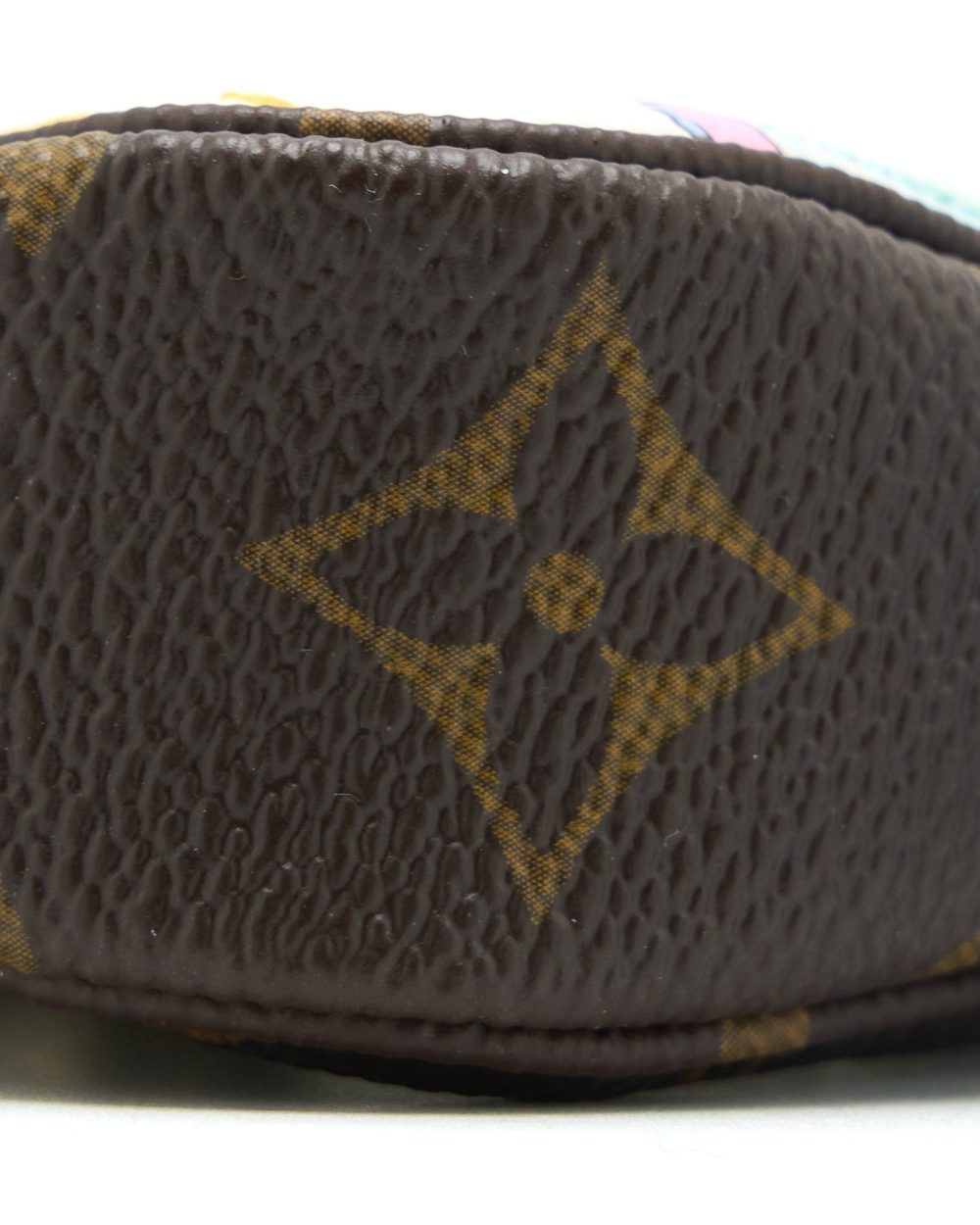 AAA Replica Louis Vuitton LV VIVIENNE HOLIDAYS MINI POCHETTE ACCESSORIES MONOGRAM CANVAS/MULTICOLOR GHW