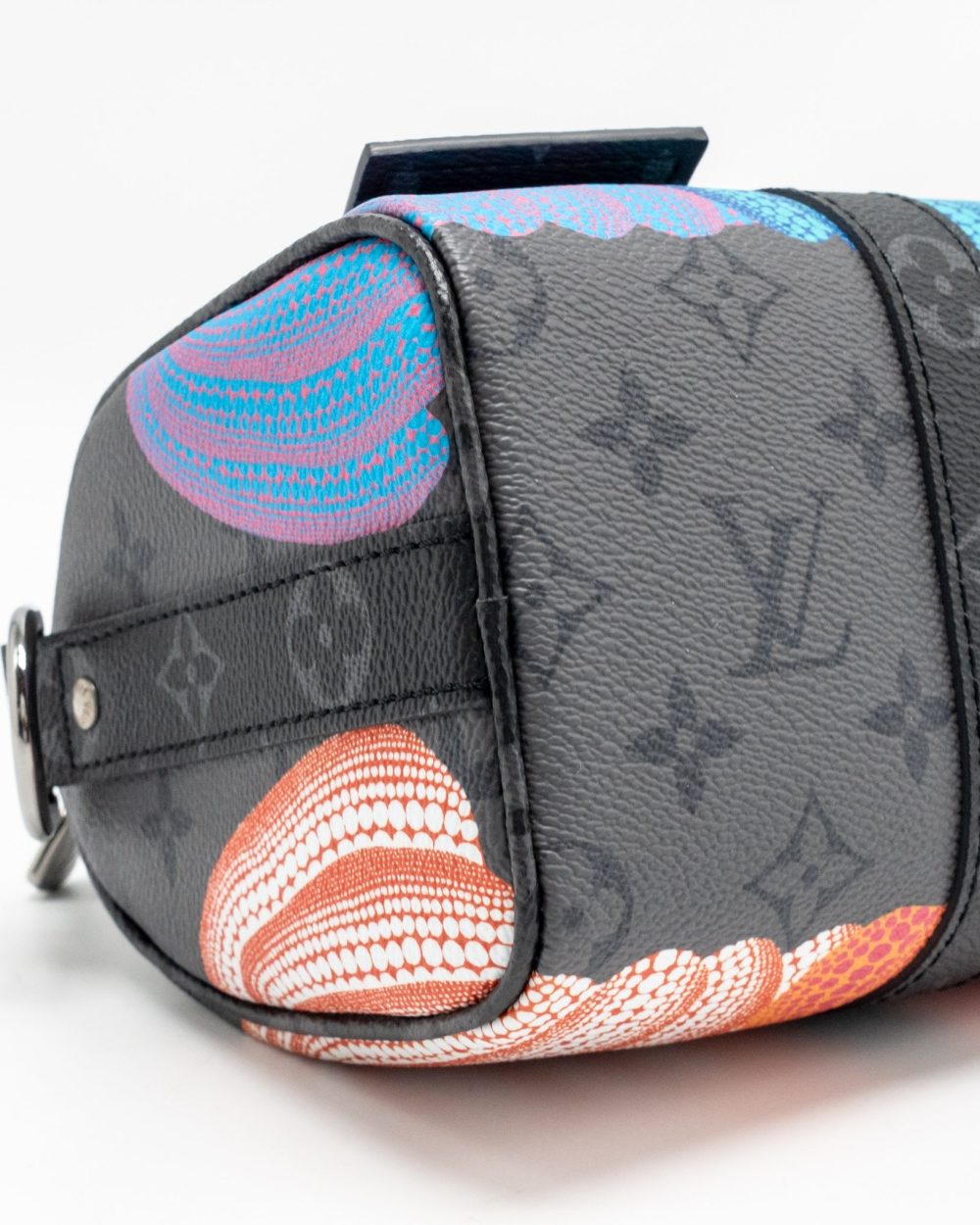 AAA Replica Louis Vuitton LV X YAYOI KUSAMA KEEPALL BANDOULIERE 25 PUMPKIN MULTICOLOURED MONOGRAM CANVAS SHW