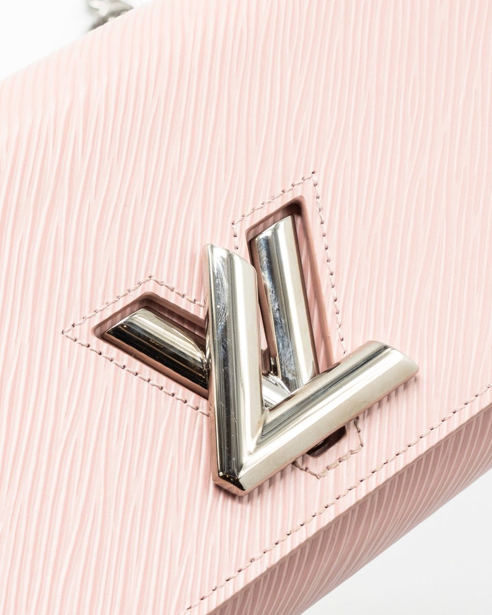 AAA Replica Louis Vuitton LV TWIST CHAIN POUCH EPI ROSE BALLERINE SHW