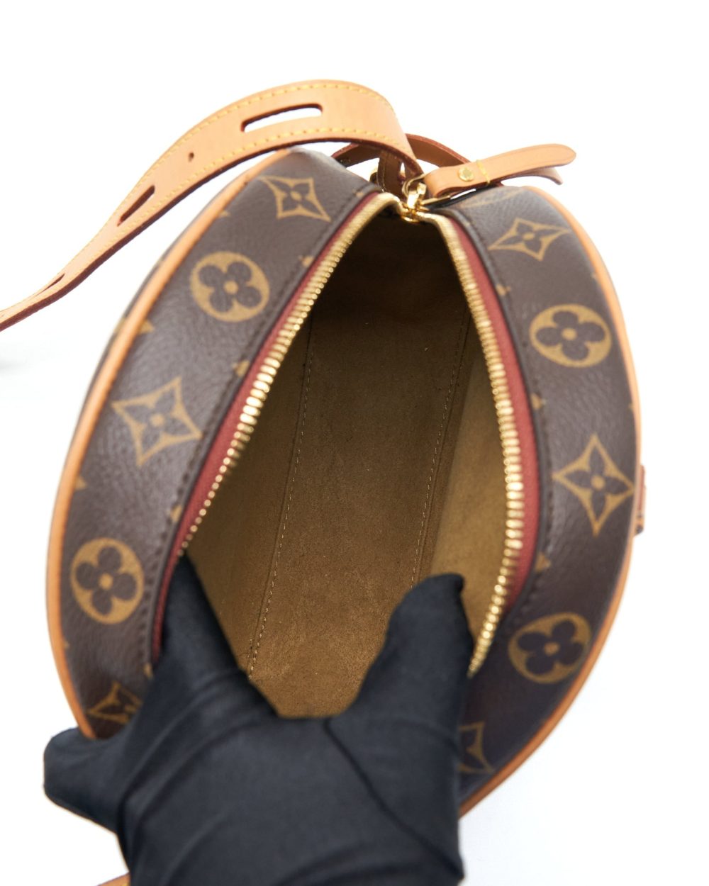 AAA Replica Louis Vuitton LV BOITE CHAPEAU SOUPLE MM MONOGRAM CANVAS GHW