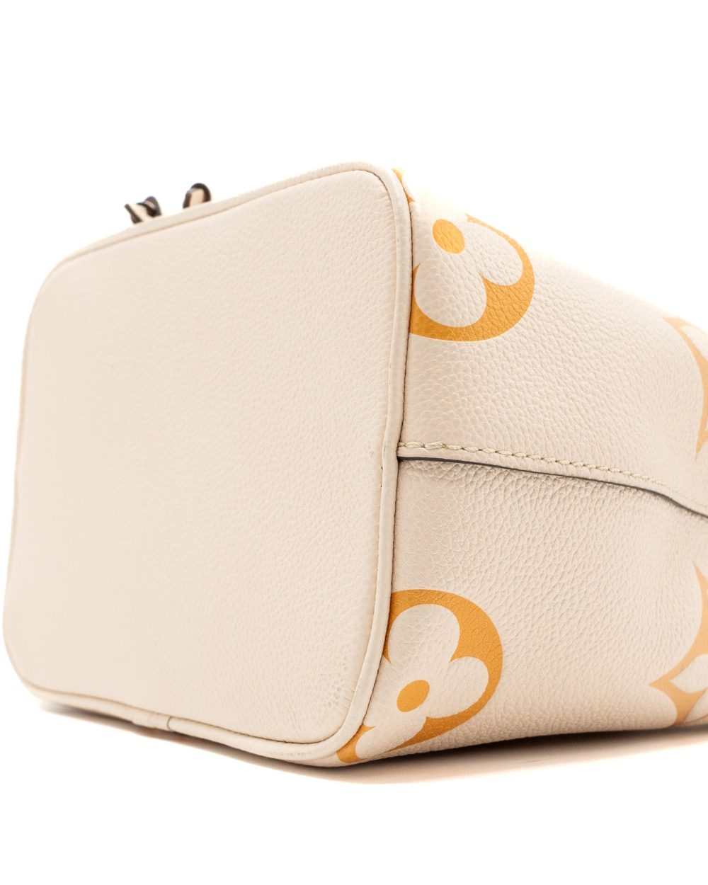 AAA Replica Louis Vuitton LV NEONOE BB EMPREINTE CREAM/ MULTICOLOUR GHW