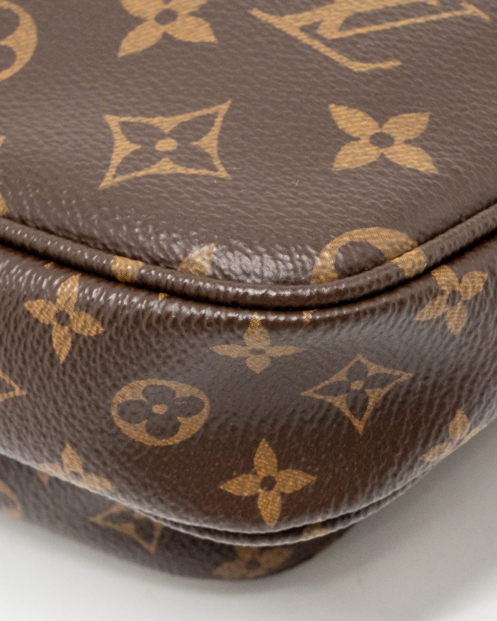 AAA Replica Louis Vuitton LV MULTI POCHETTE ACCESSORIES KHAKI STRAP MONOGRAM CANVAS GHW