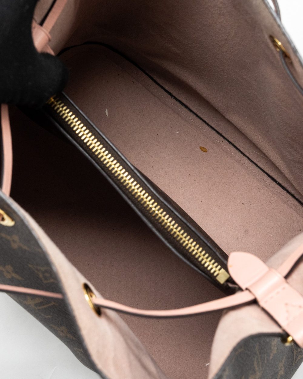 AAA Replica Louis Vuitton LV NEONOE MONOGRAM CANVAS / ROSE POUDRE GHW