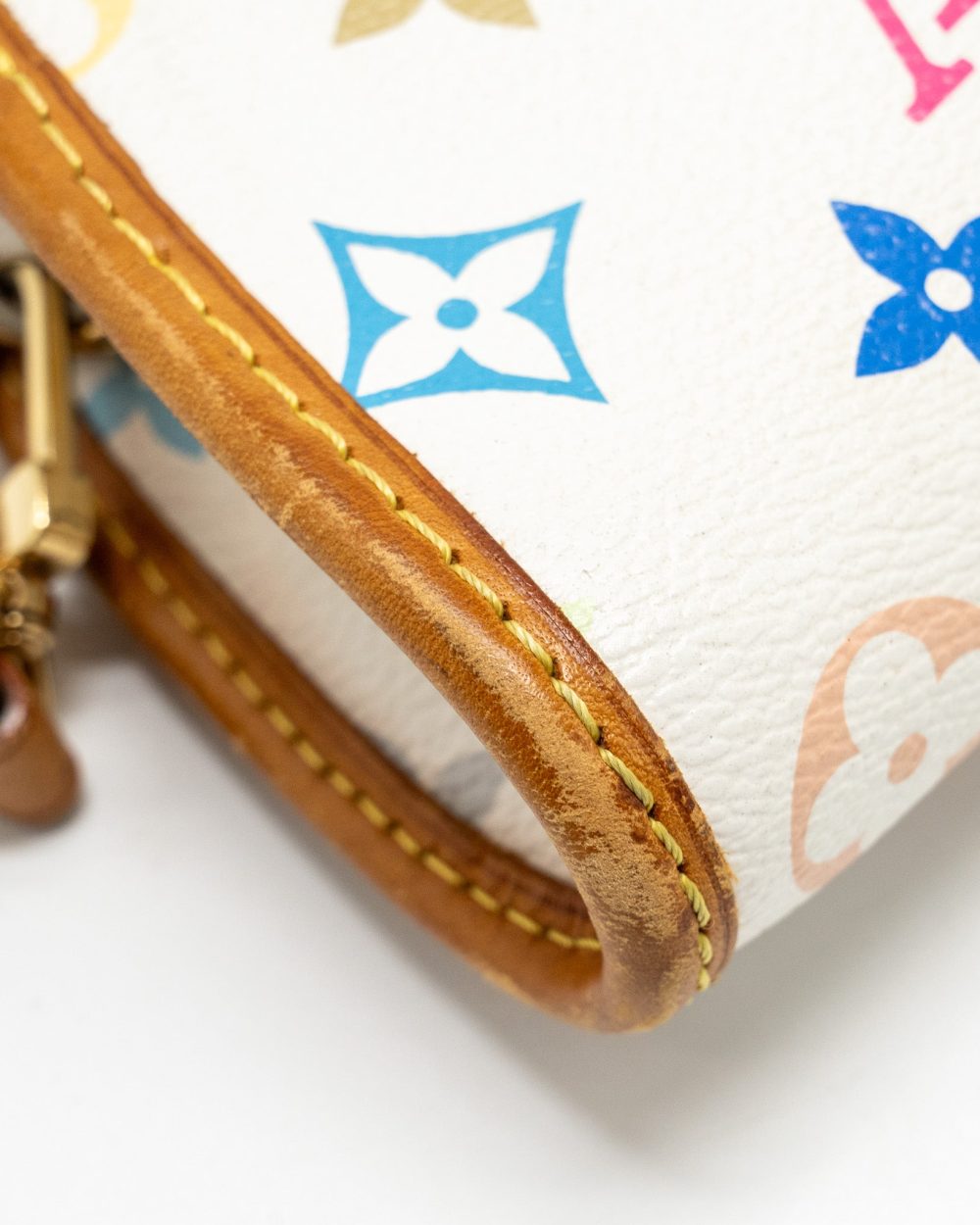 AAA Replica Louis Vuitton LV VINTAGE SHIRLEY CLUTCH MULTICOLOUR MONOGRAM CANVAS WHITE GHW