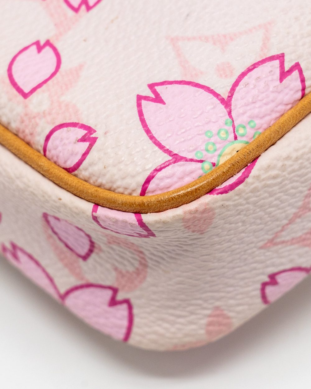 AAA Replica Louis Vuitton LV POCHETTE ACCESSORIES MURAKAMI CHERRY BLOSSOM PINK GHW