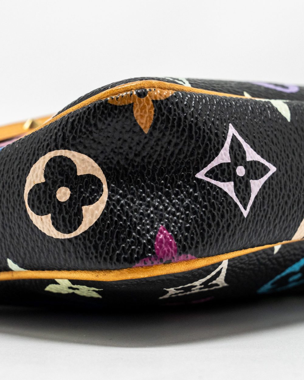 AAA Replica Louis Vuitton LV POCHETTE ACCESSORIES CANVAS BLACK MULTICOLOUR GHW 