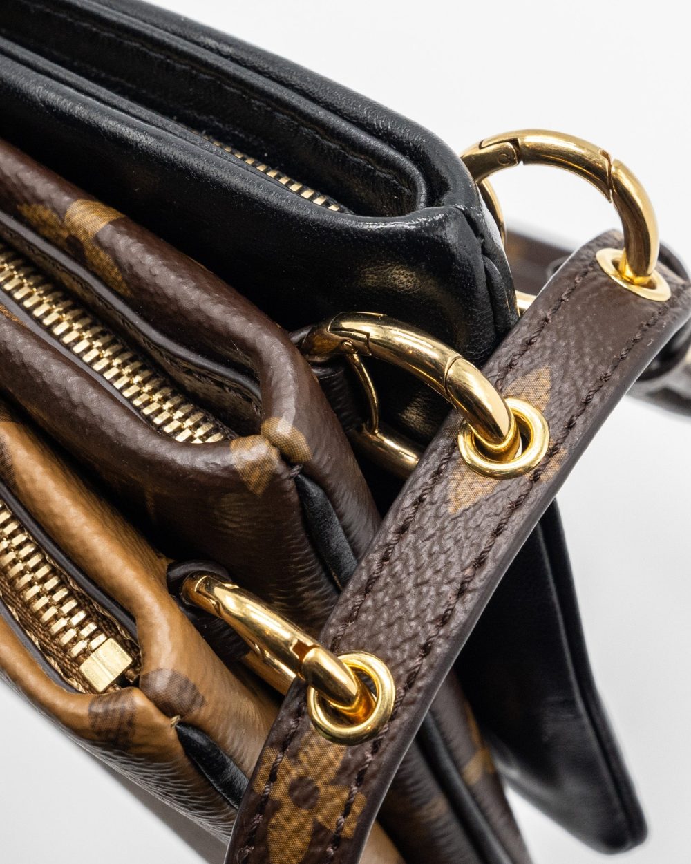 AAA Replica Louis Vuitton LV LV3 POCHETTE SHOULDER BAG REVERSE MONOGRAM CANVAS LAMBSKIN GHW