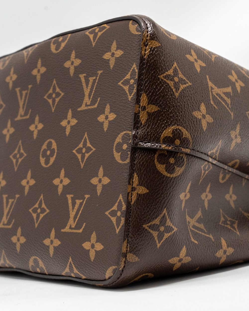 AAA Replica Louis Vuitton LV NEO NOE MONOGRAM CANVAS BLACK GHW 