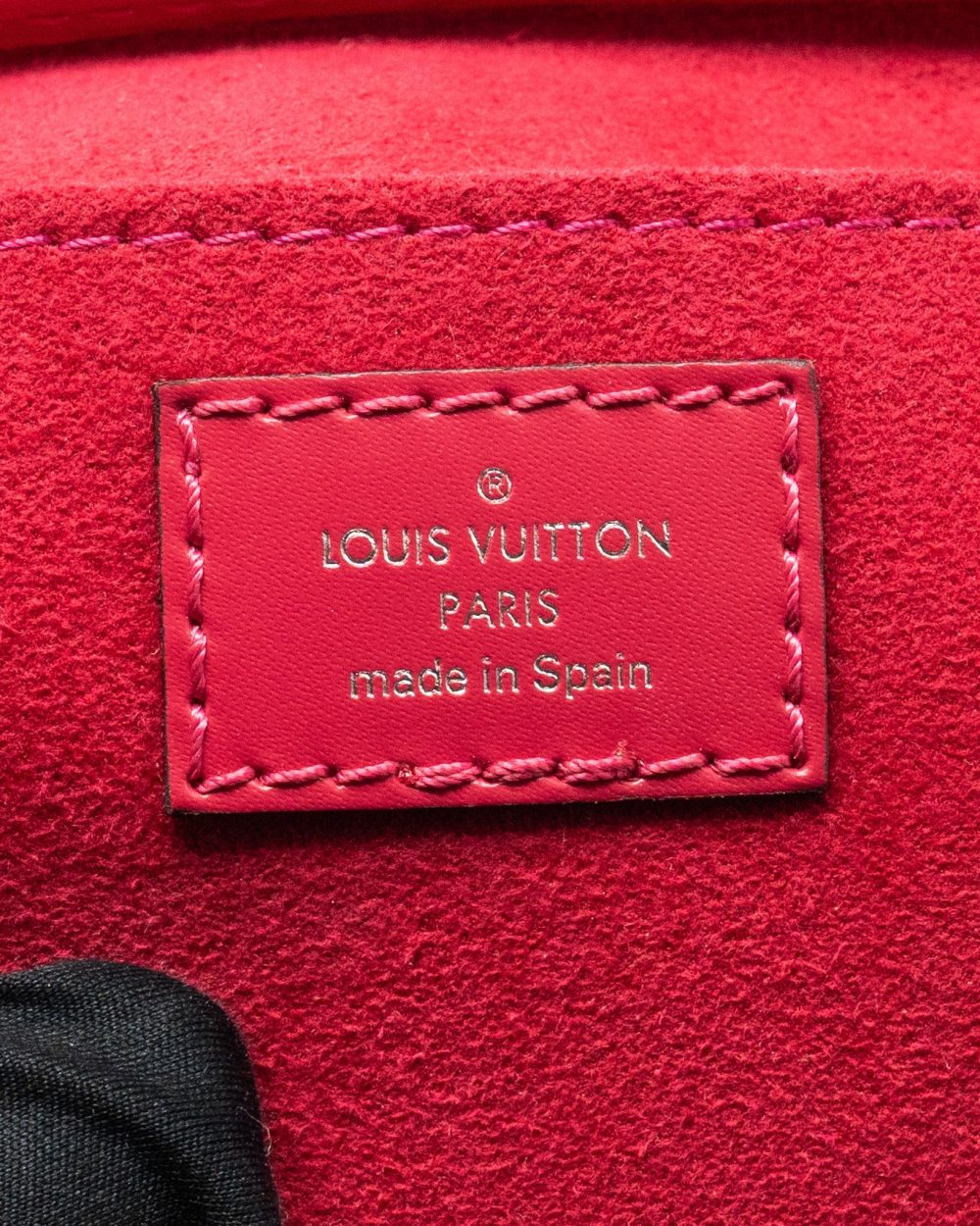 AAA Replica Louis Vuitton LV PETIT SAC PLAT EPI ROSE PONDICHERRY SHW