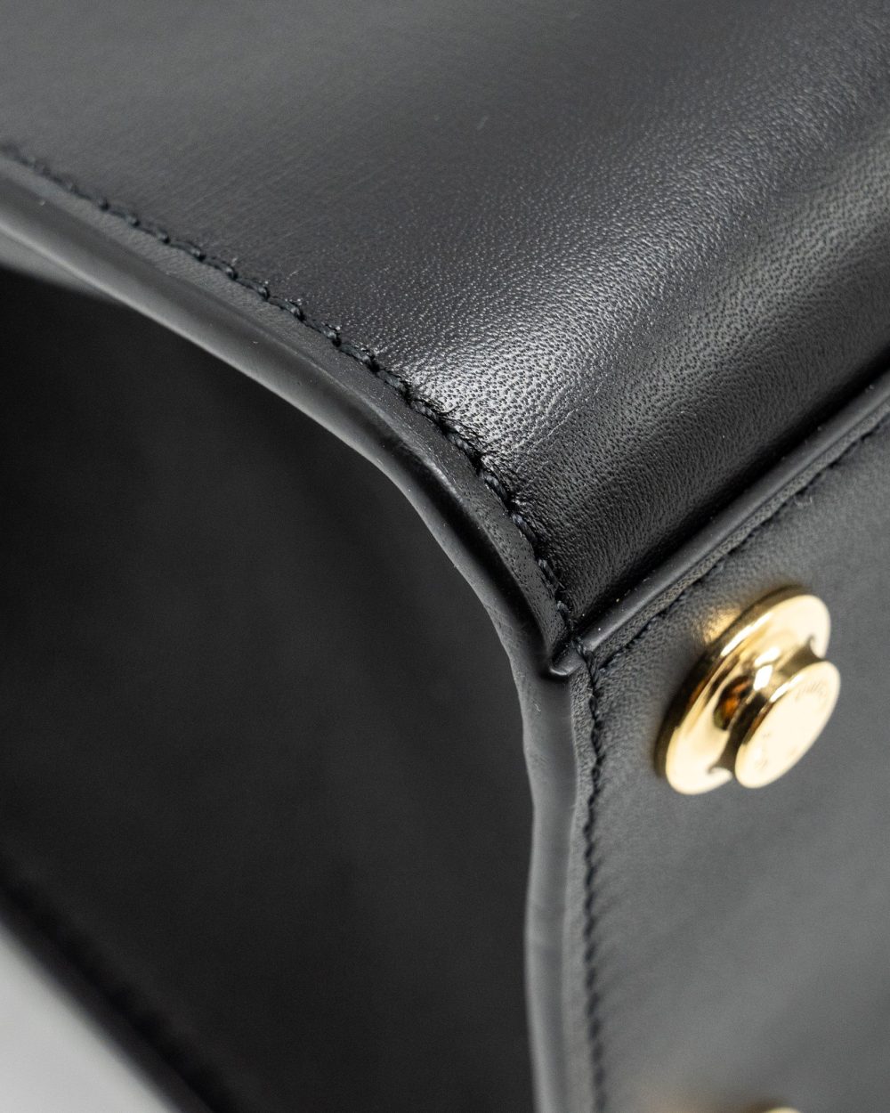 AAA Replica Louis Vuitton LV CITY STEAMER PM GRAINED CALFSKIN BLACK GHW